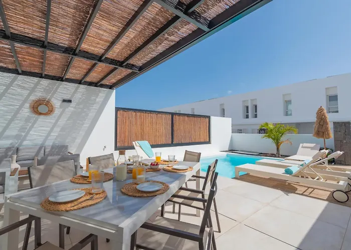 Serena Zare By Villalia Villa