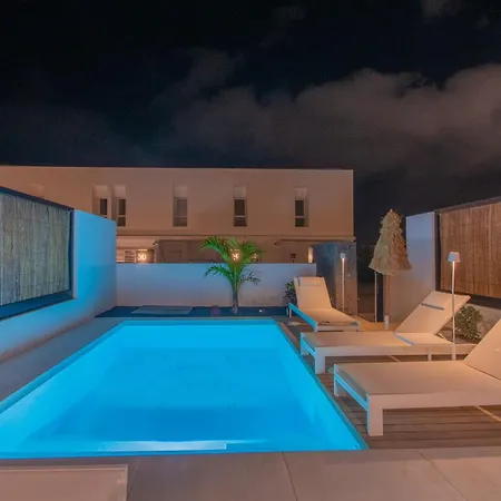 Serena Zare By Villalia