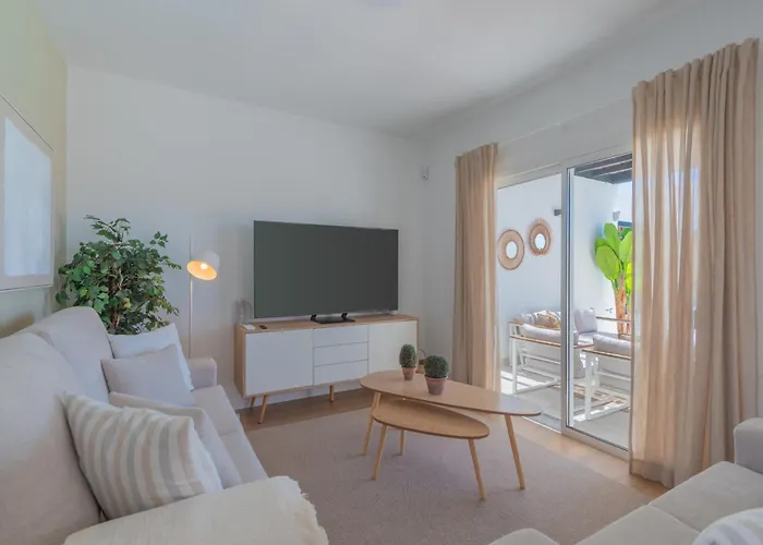 Serena Zare By Villalia * Playa Blanca (Lanzarote)