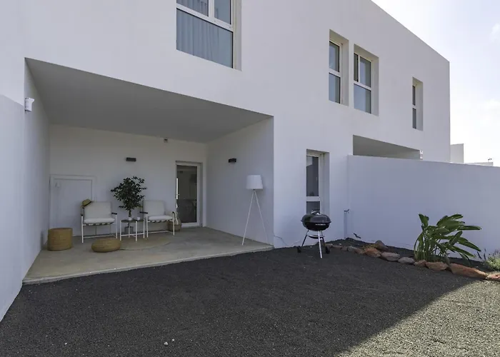 Serena Zare By Villalia Playa Blanca (Lanzarote)