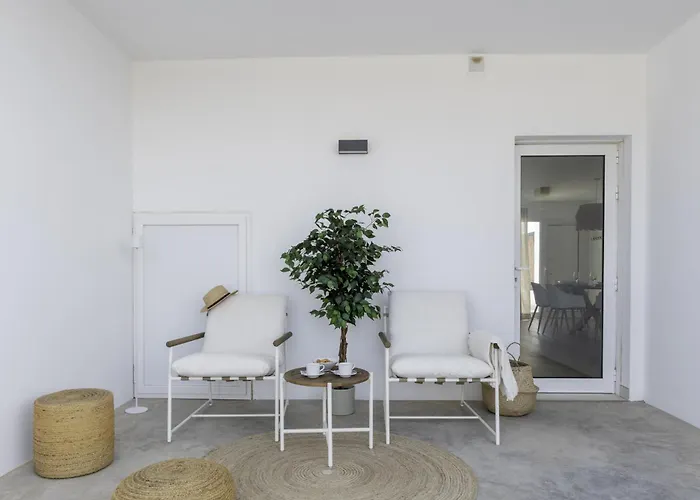 Serena Zare By Villalia Villa