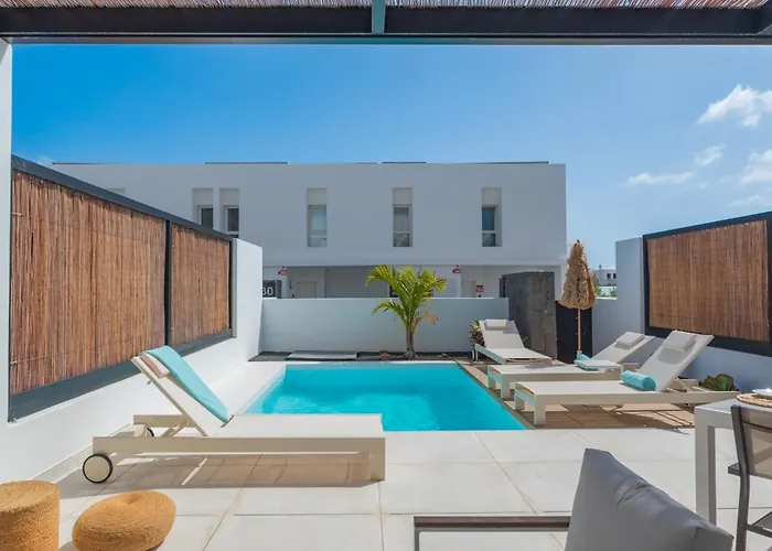 Villa Serena Zare By Villalia *